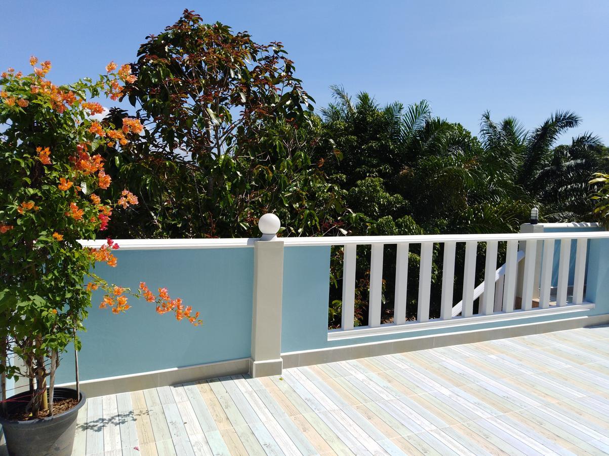 דירות Phuket Baan Kalaya Garden מראה חיצוני תמונה